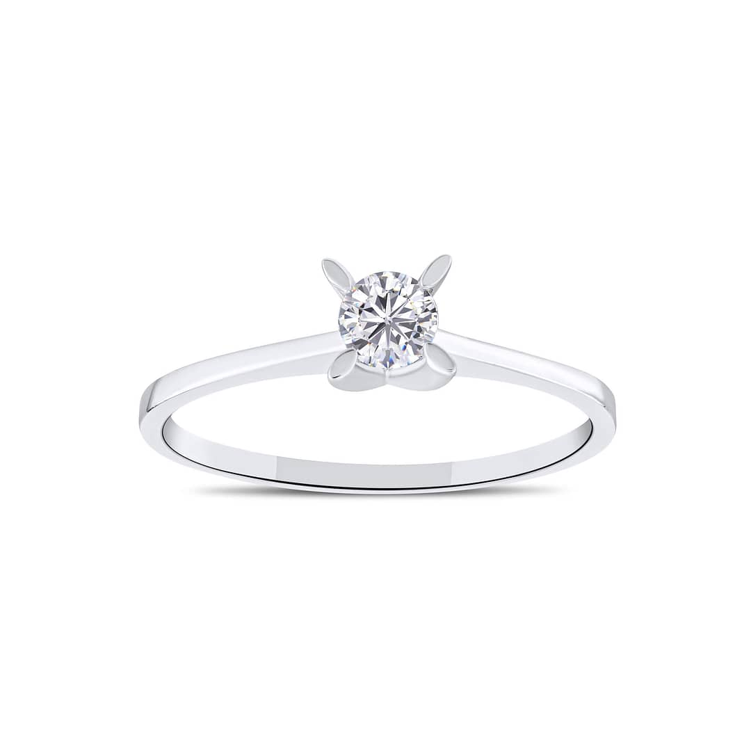 4 Claw Prongs Solitaire Ring